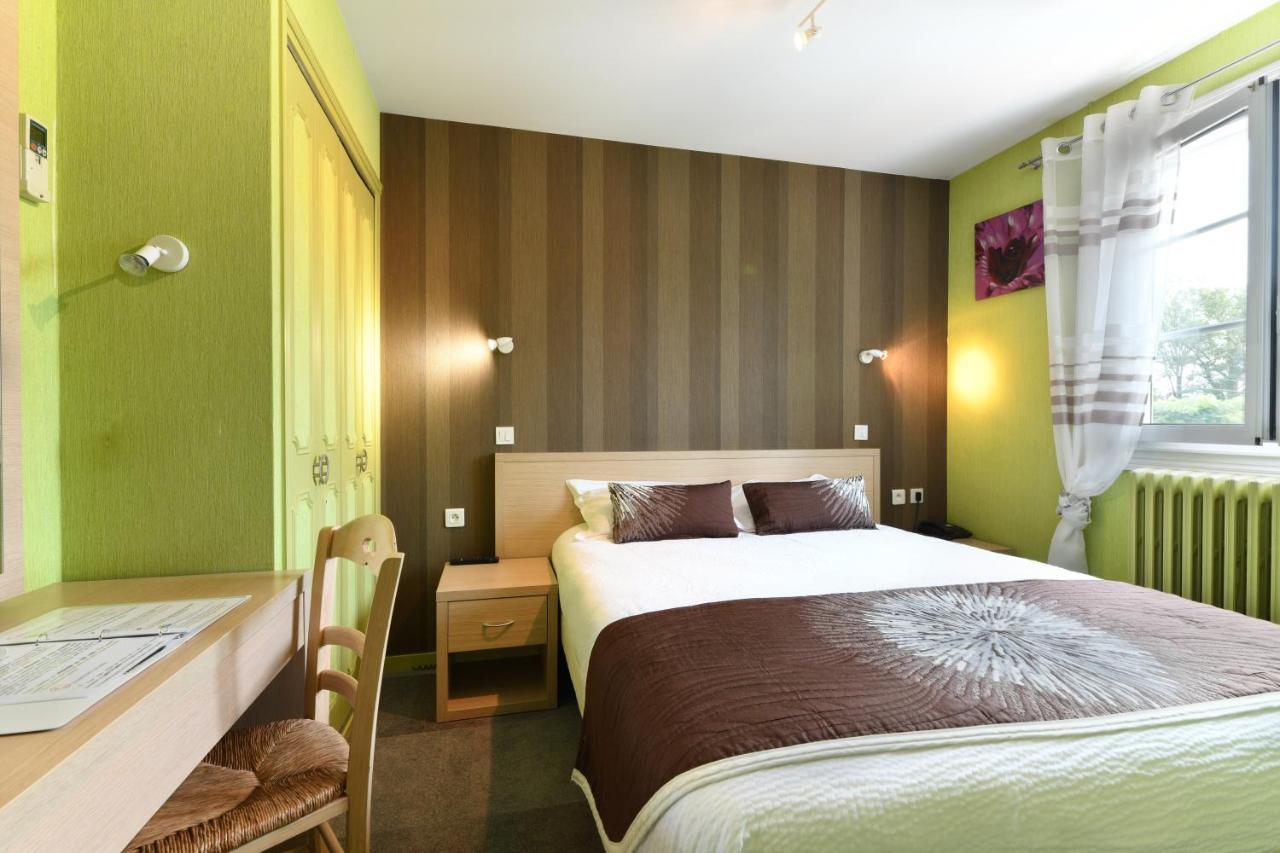 Hotel Aux Tauzins à Montfort-en-Chalosse Extérieur photo