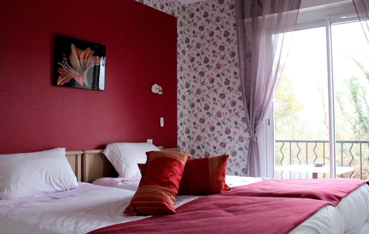 Hotel Aux Tauzins à Montfort-en-Chalosse Extérieur photo
